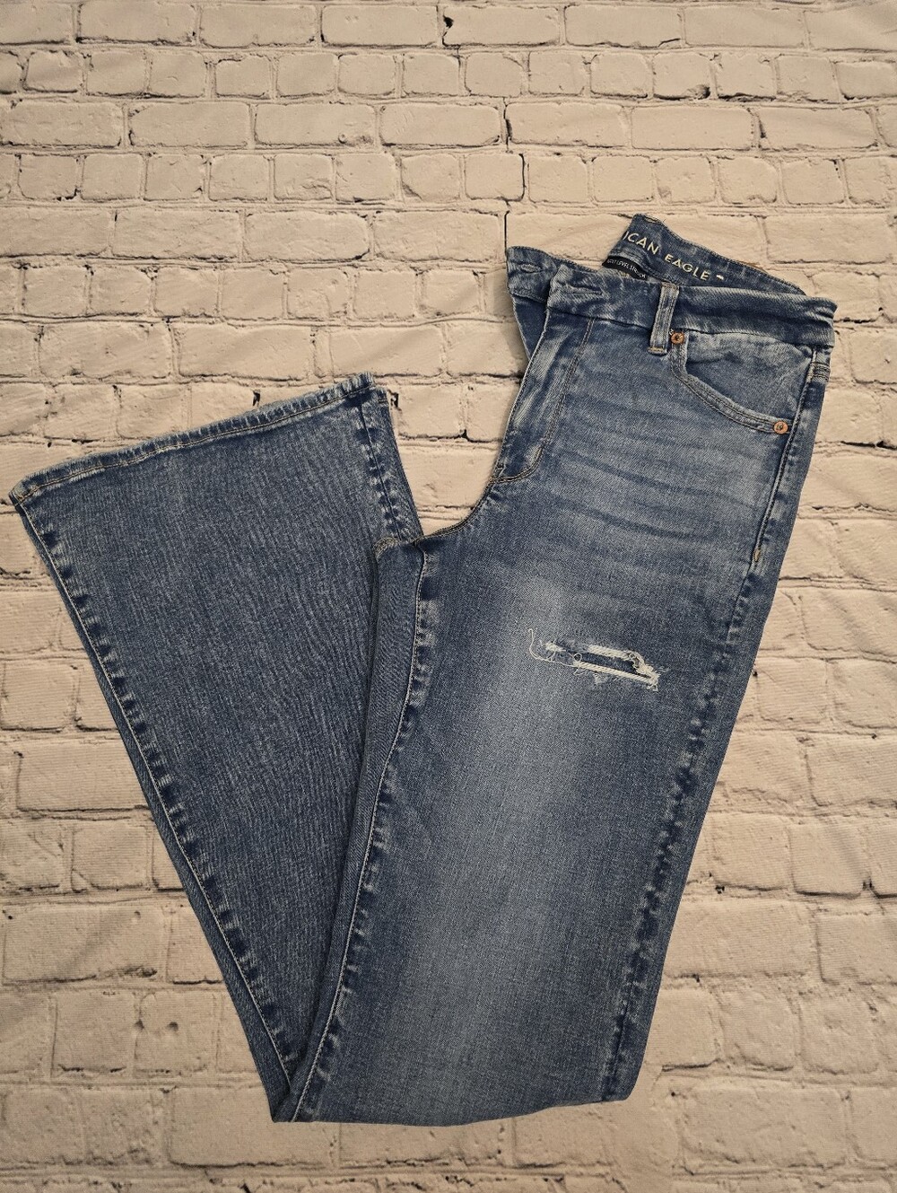 American Eagle Outfitters Women's Curvey Super High Rise Flare